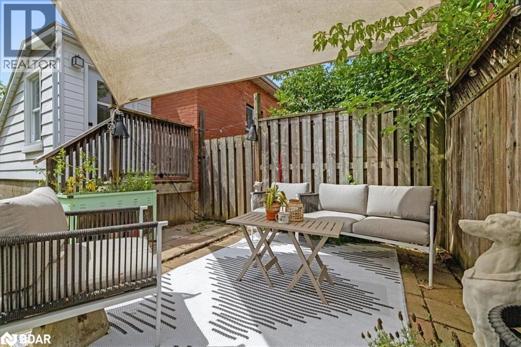 Photo 37 of 48 Aberdeen Avenue, Brantford ON