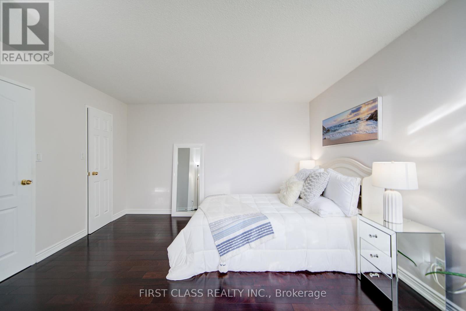 Photo 33 of 138 25 Bamburgh Circle, Toronto ON