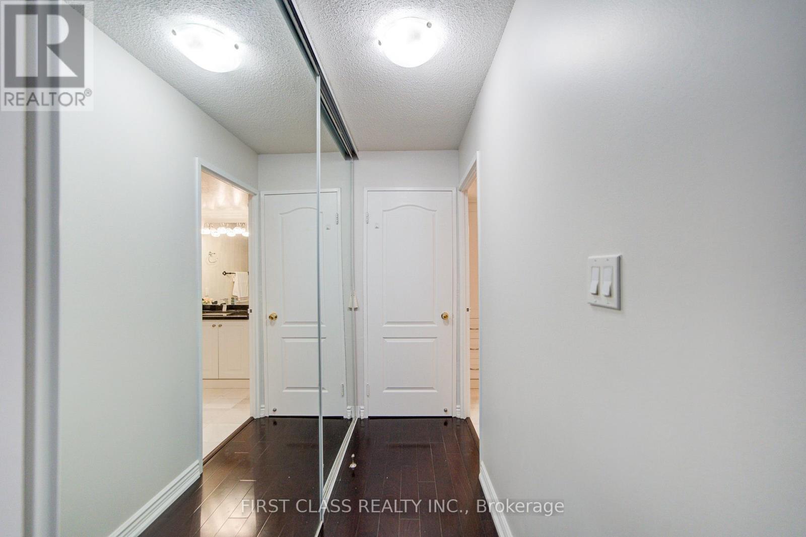 Photo 22 of 138 25 Bamburgh Circle, Toronto ON