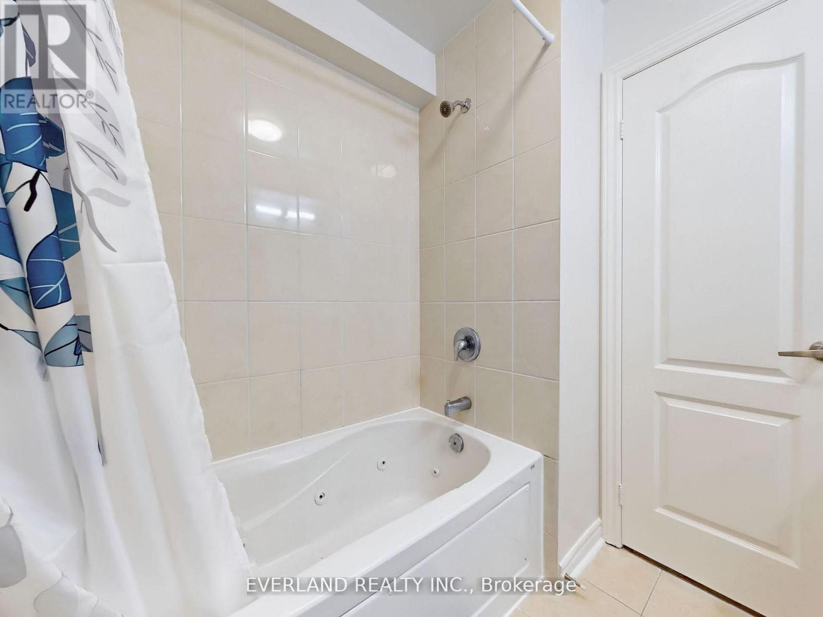 Photo 21 of C 1465 Birchmount Road, Toronto ON