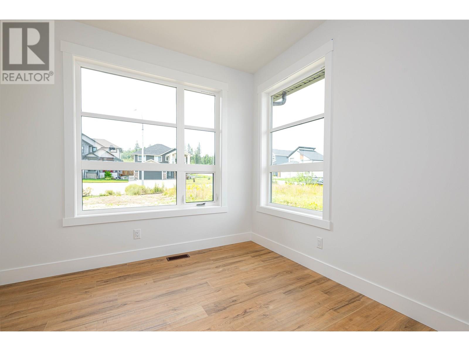 Photo 3 of 1125 Monteith Court, Prince George BC