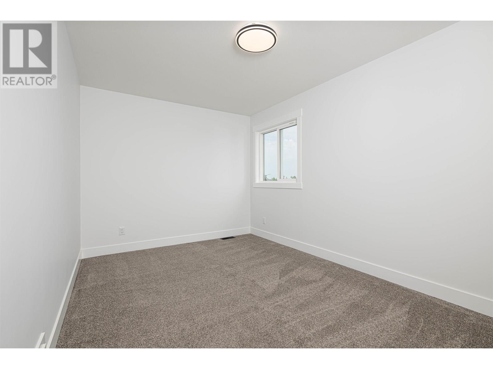 Photo 11 of 1125 Monteith Court, Prince George BC