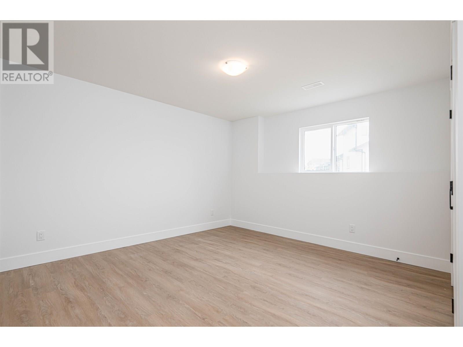Photo 9 of 1125 Monteith Court, Prince George BC