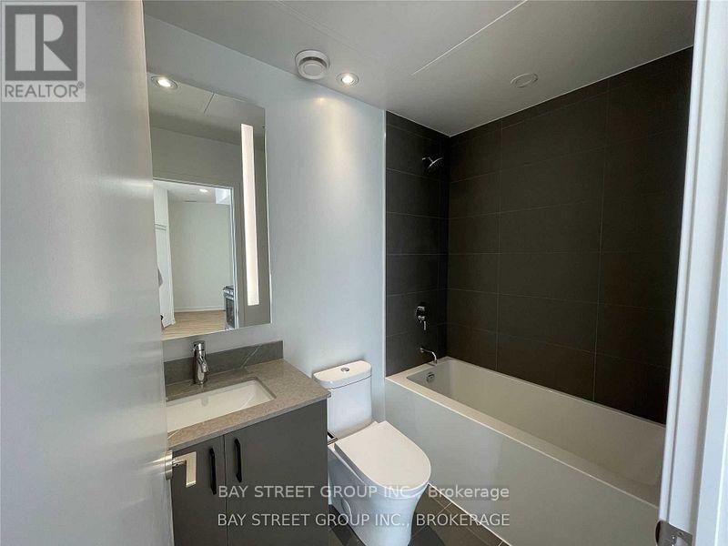 Photo 5 of 716 135 East Liberty Street, Toronto ON