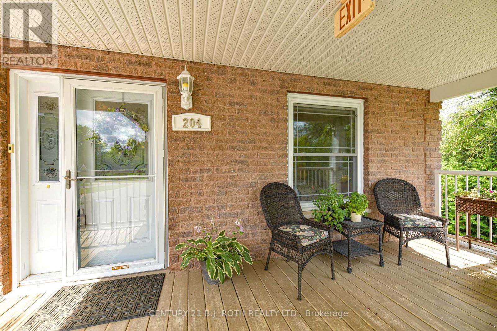 Photo 5 of 204 43 Creighton Street, Orillia ON