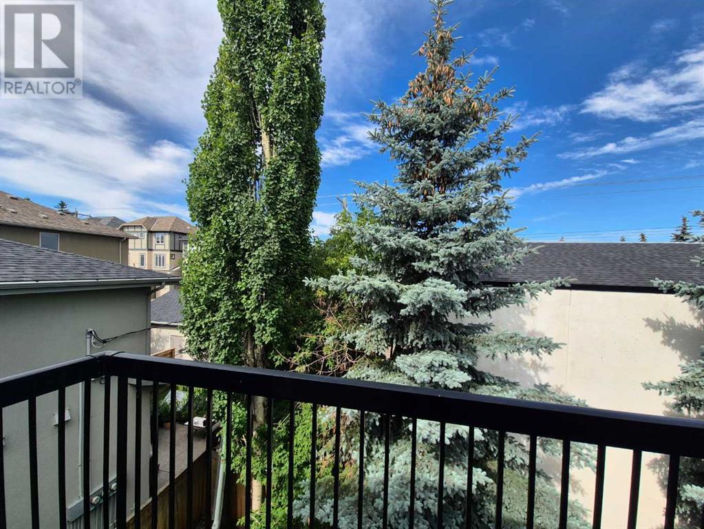 Single Family House for Sale in    Street SW Killarney/Glengarry Calgary 