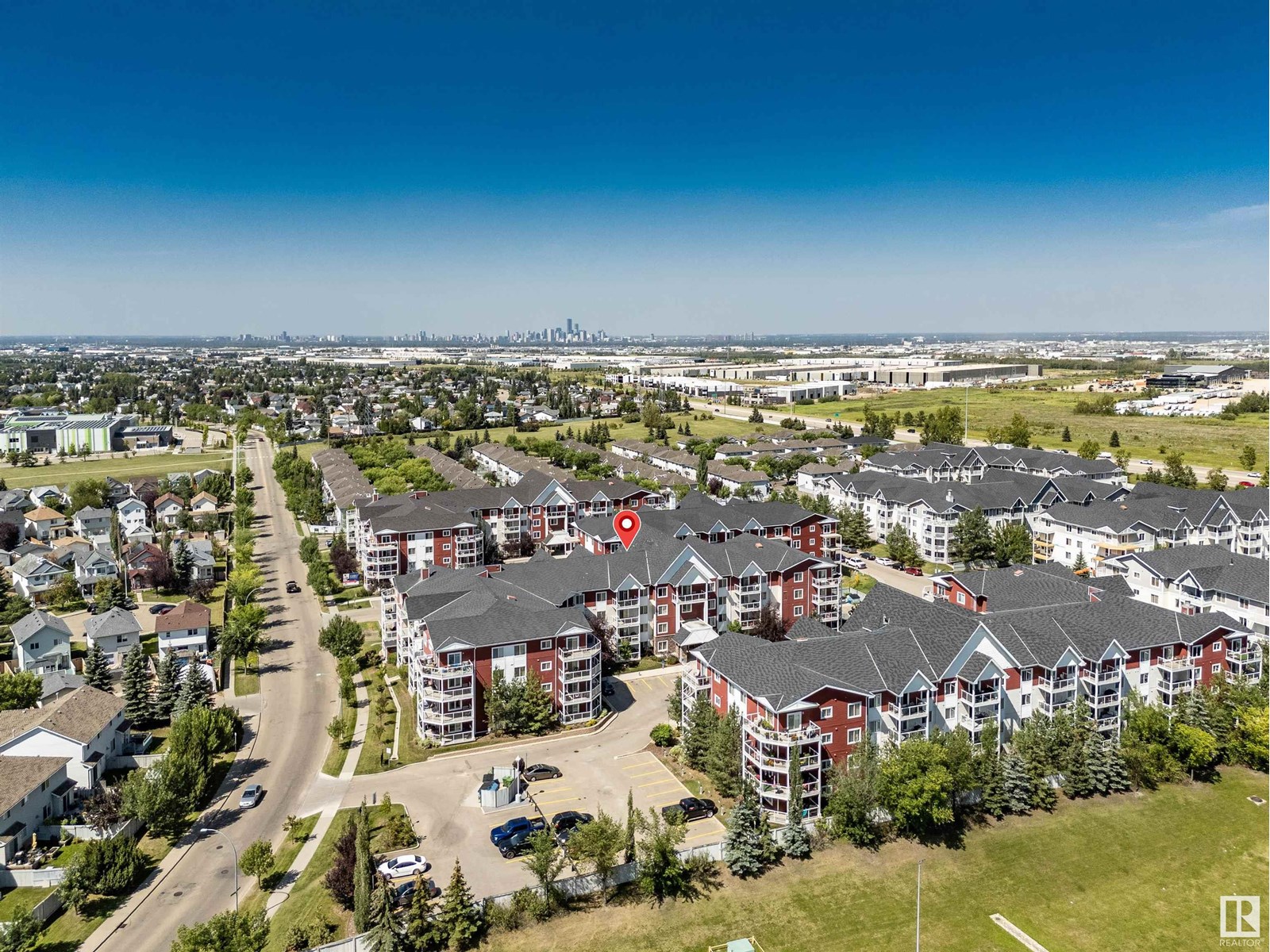 Photo 14 of 403 2207 44 Av Nw, Edmonton AB