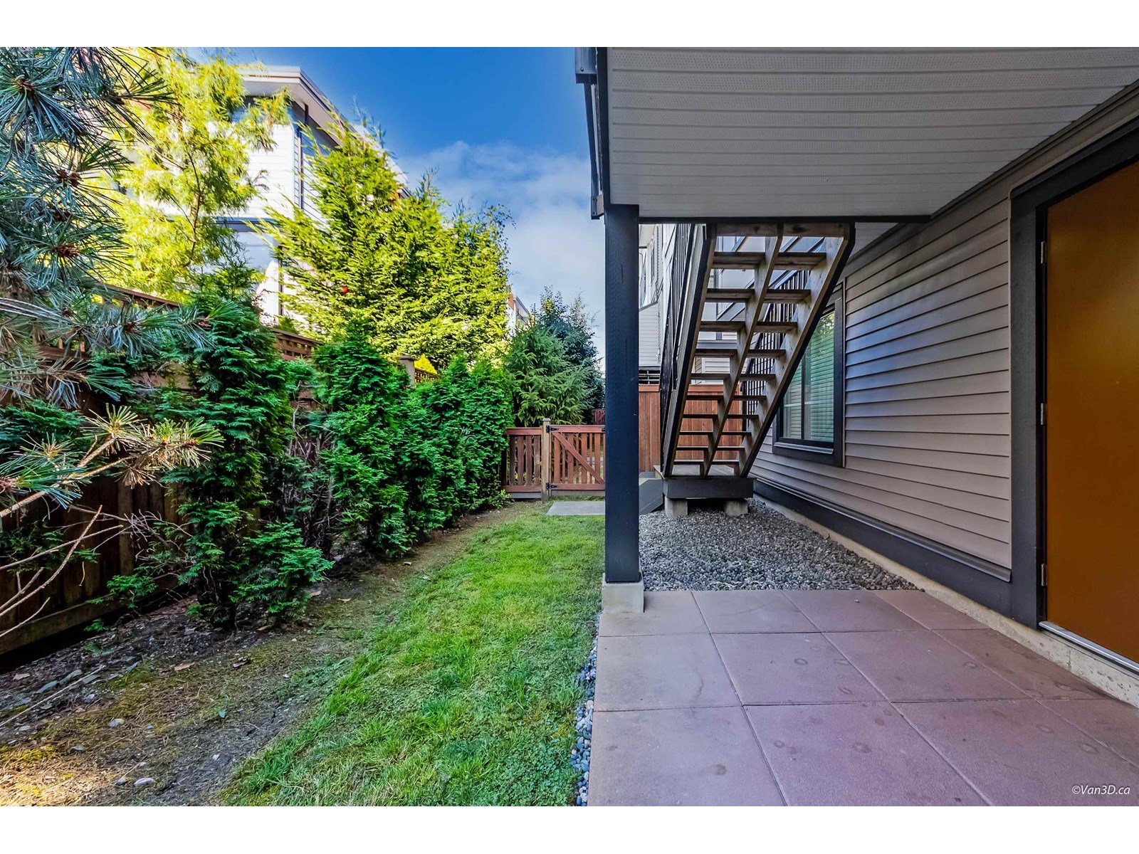 Photo 11 of 17 20849 78 B Avenue, Langley BC