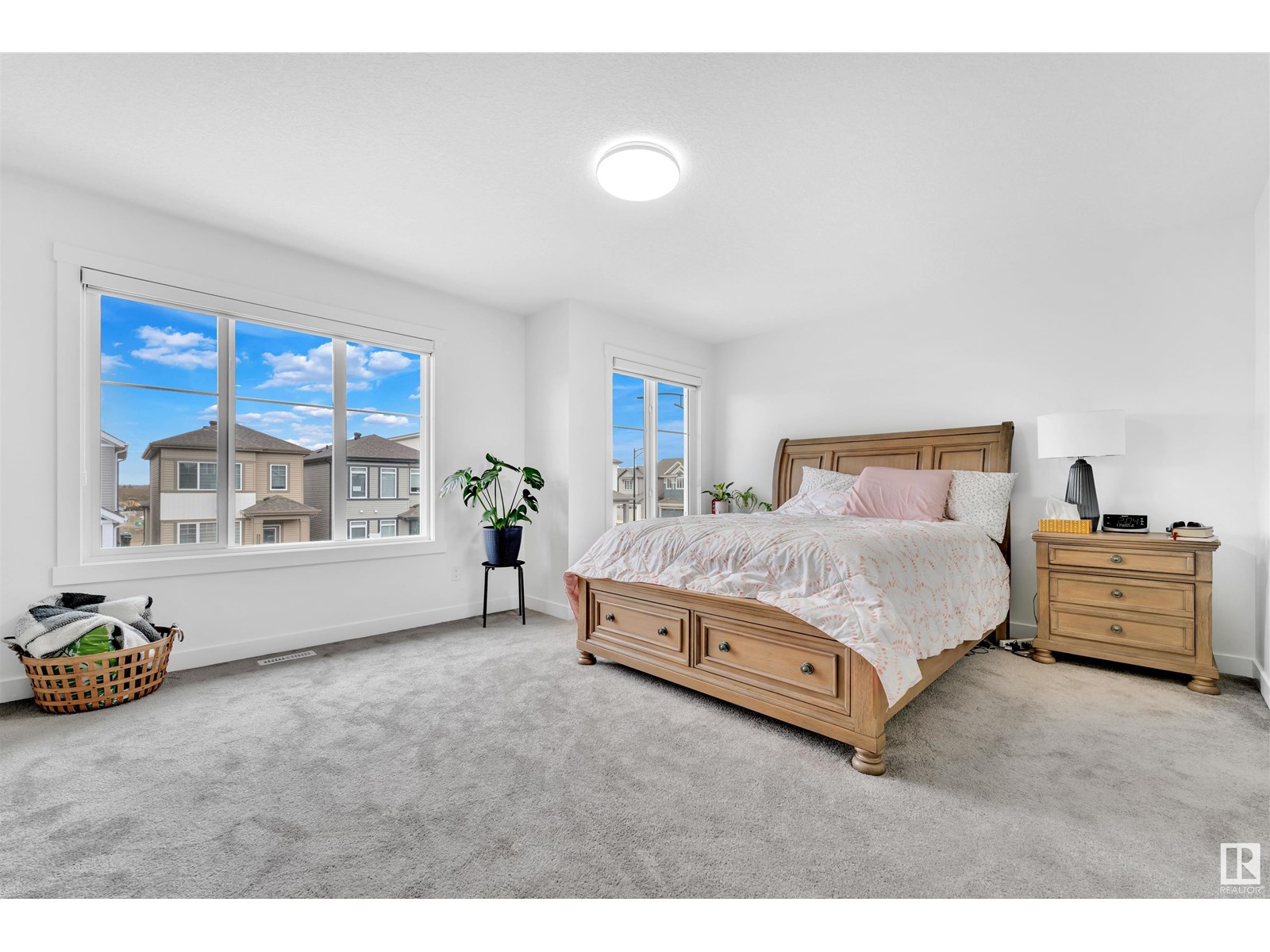 Photo 9 of 2117 209 A St Nw, Edmonton AB