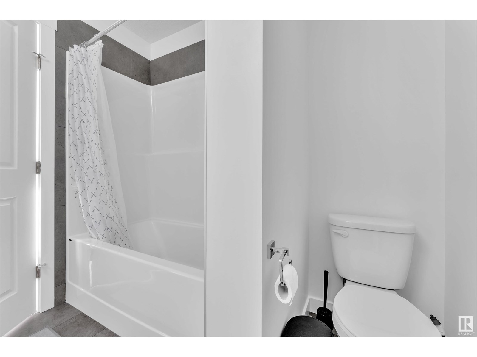 Photo 7 of 2117 209 A St Nw, Edmonton AB