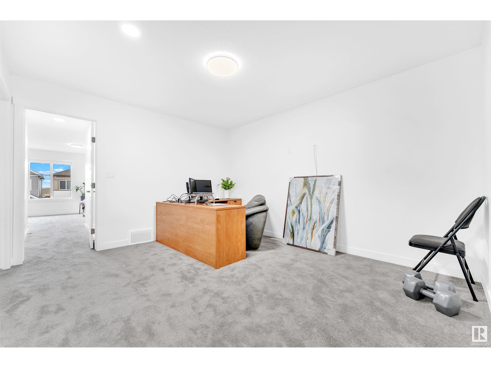 Photo 10 of 2117 209 A St Nw, Edmonton AB