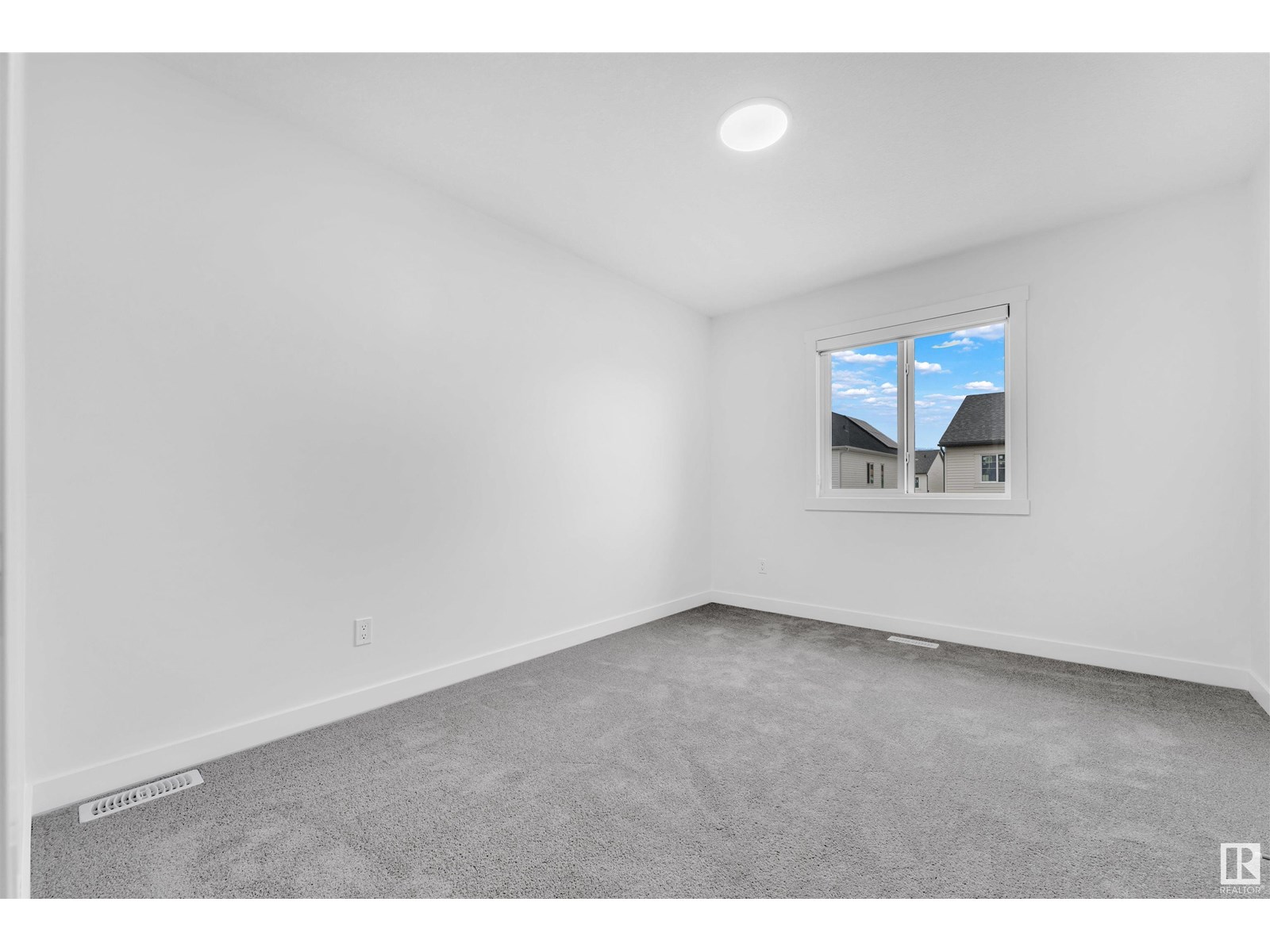 Photo 31 of 2117 209 A St Nw, Edmonton AB