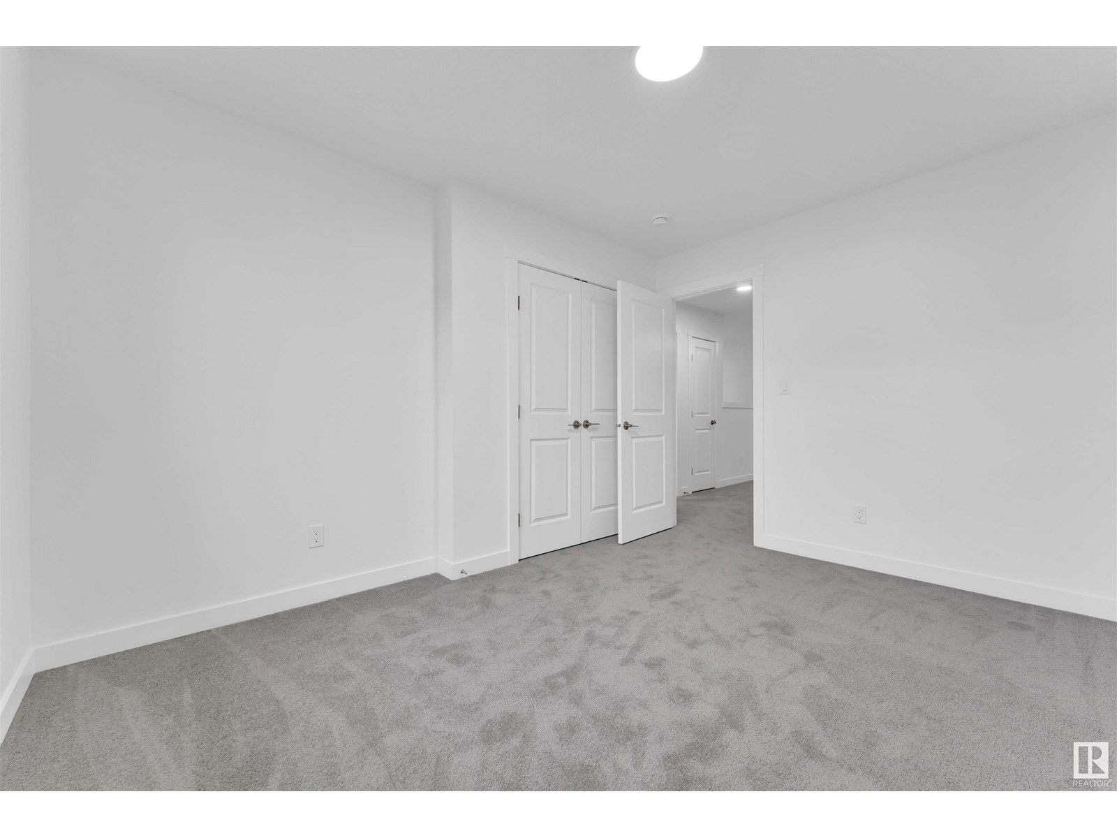 Photo 4 of 2117 209 A St Nw, Edmonton AB