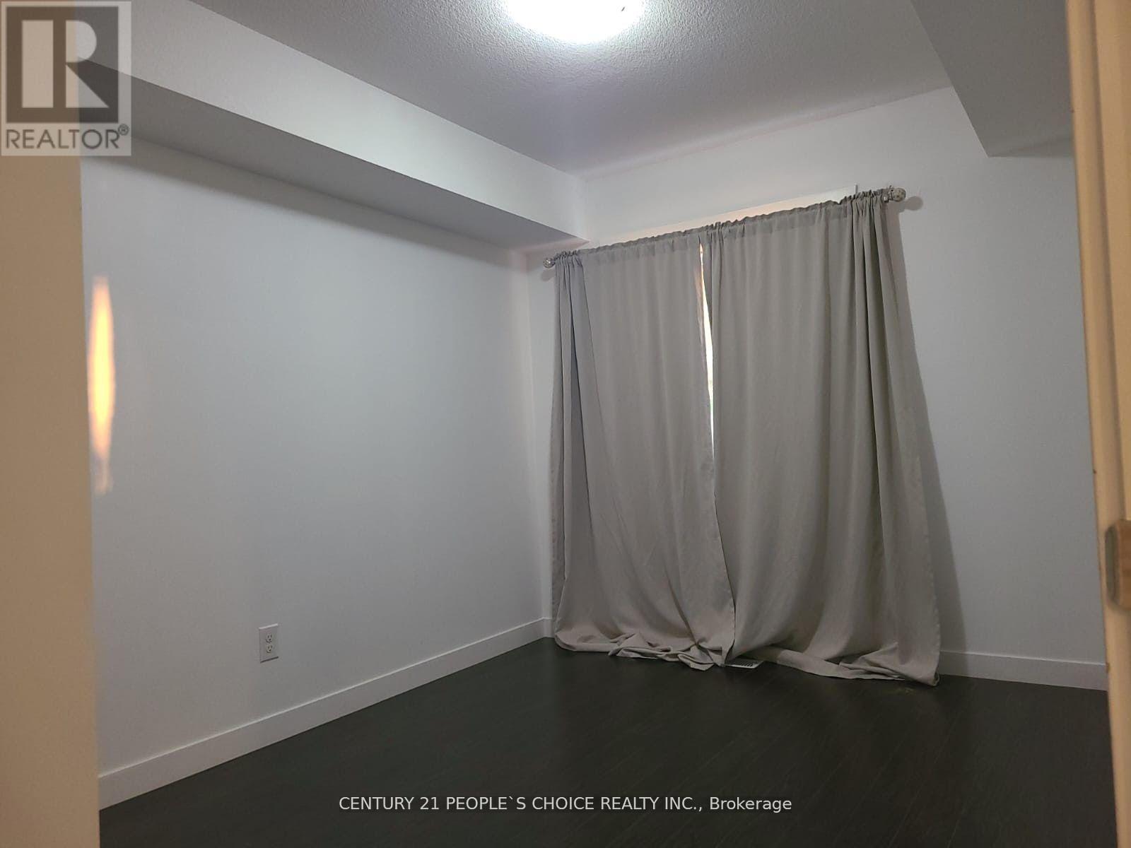 Photo 33 of C 10 190 Century Hill Drive, Kitchener ON