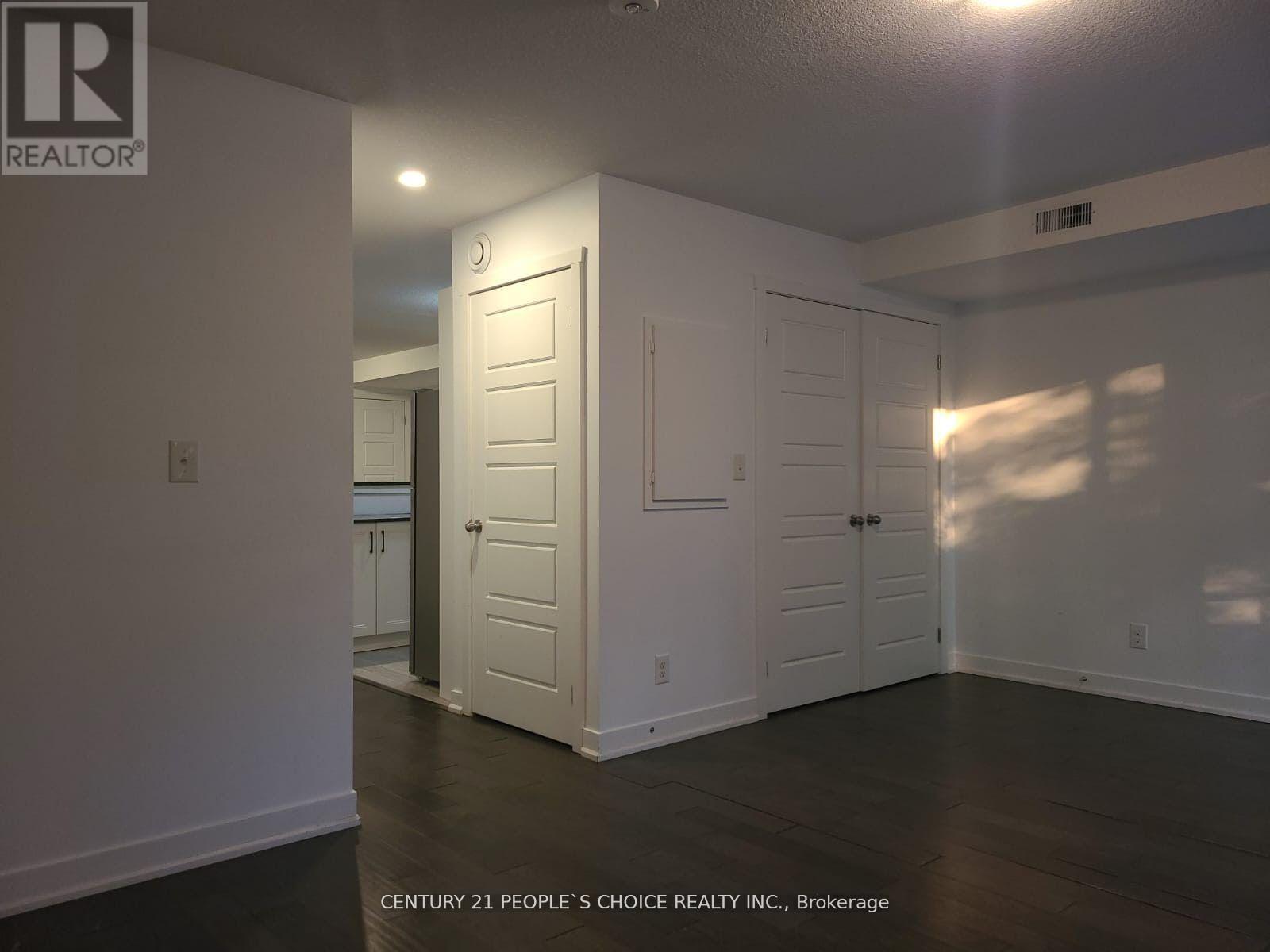 Photo 35 of C 10 190 Century Hill Drive, Kitchener ON