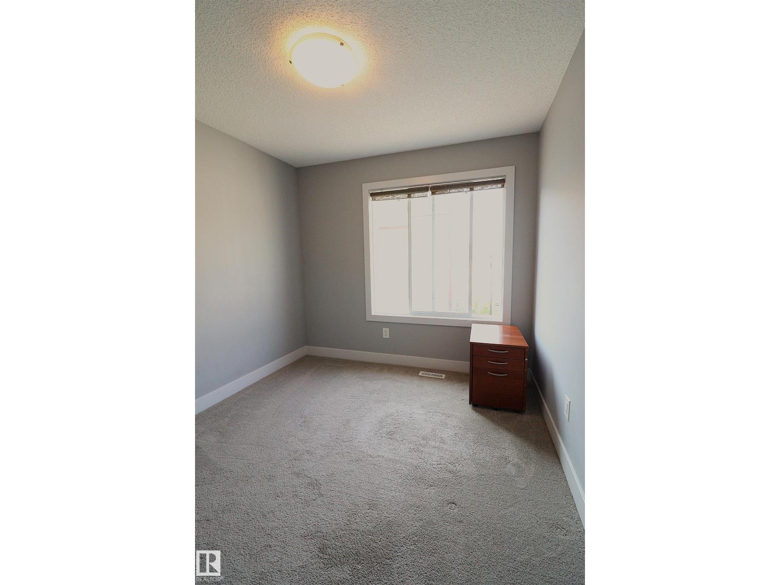Photo 30 of 23 2922 Maple Way Nw, Edmonton AB