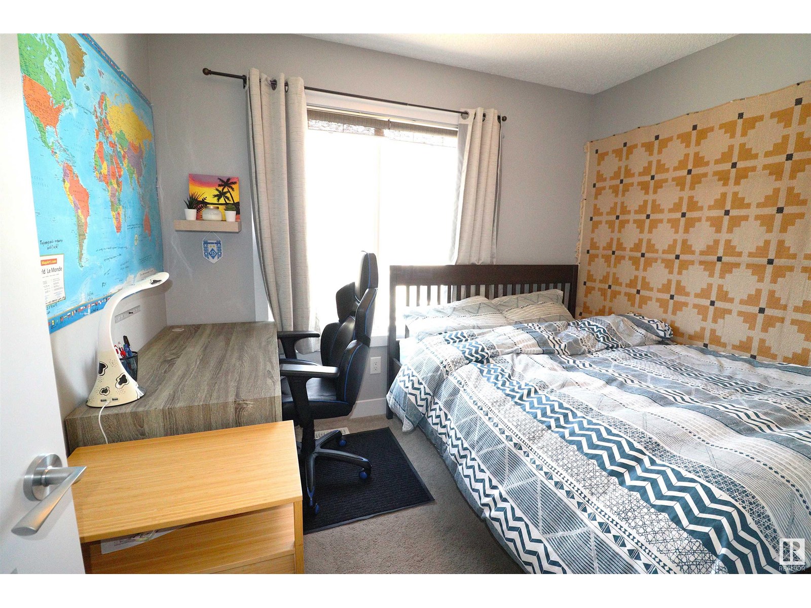 Photo 28 of 23 2922 Maple Way Nw, Edmonton AB