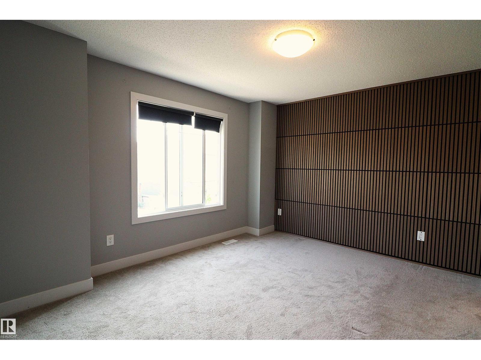 Photo 20 of 23 2922 Maple Way Nw, Edmonton AB