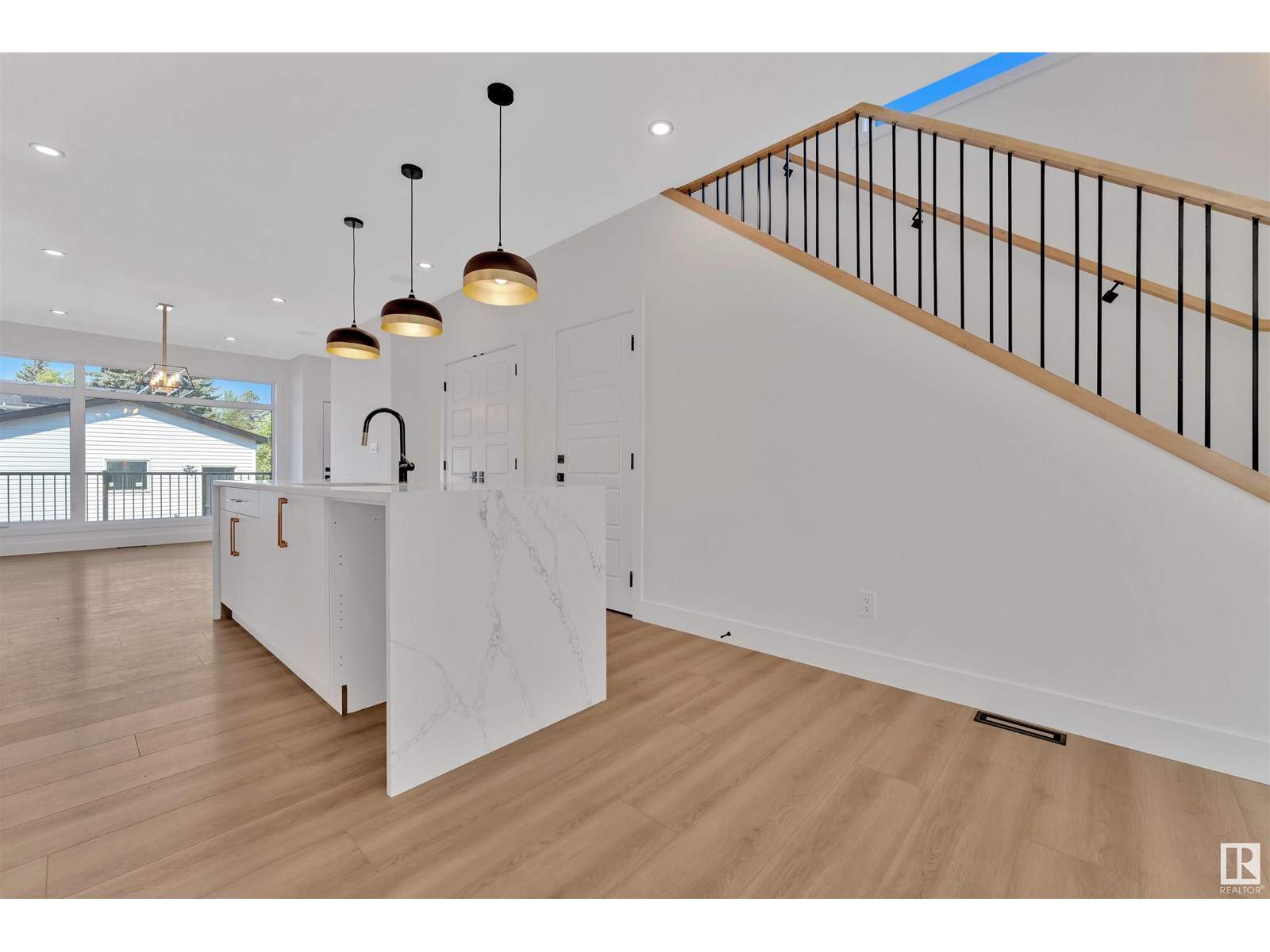 Photo 18 of 10976 138 St Nw, Edmonton AB