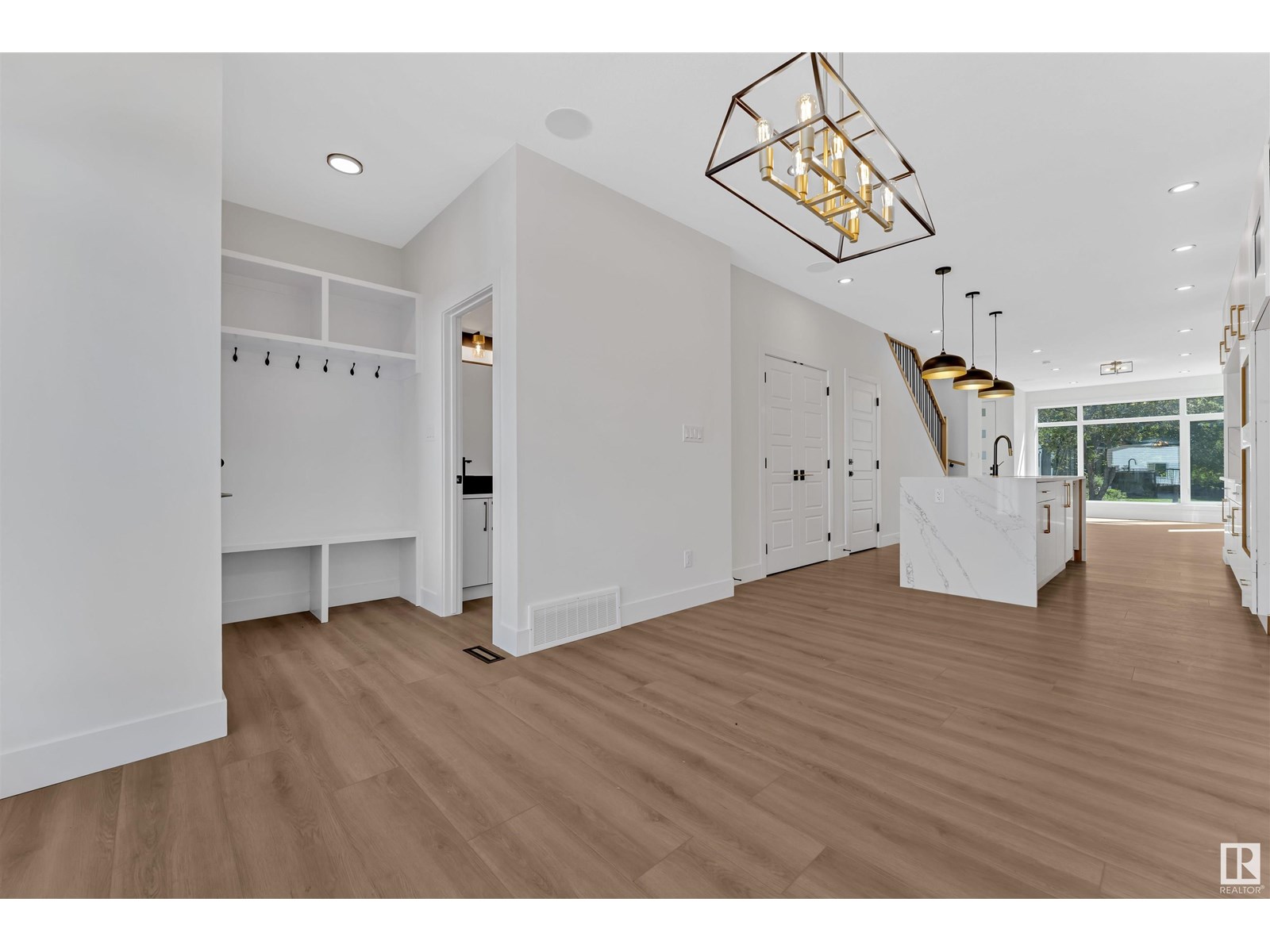 Photo 36 of 10976 138 St Nw, Edmonton AB