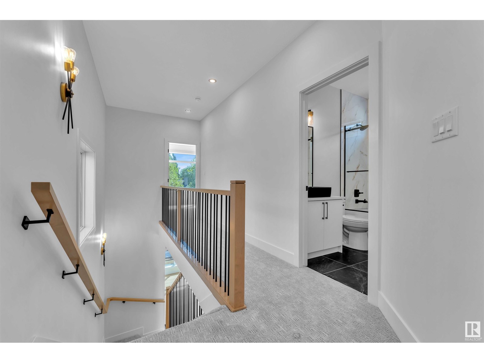 Photo 19 of 10976 138 St Nw, Edmonton AB