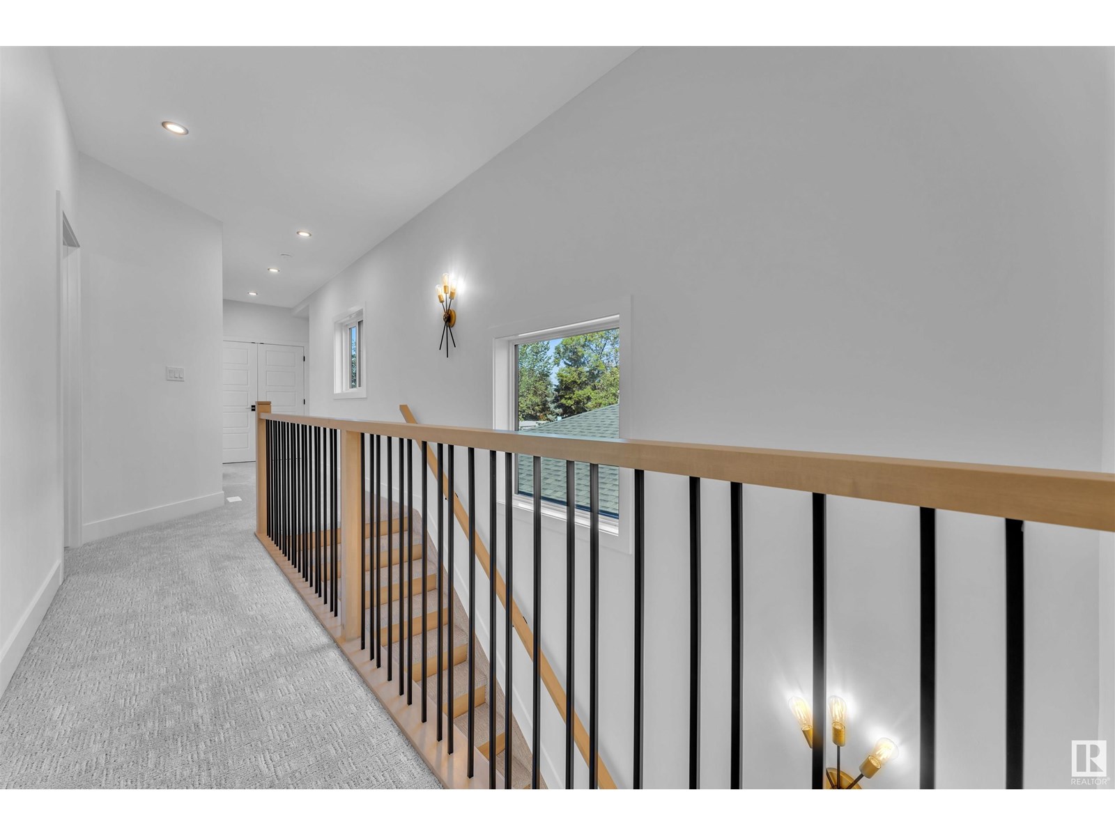 Photo 9 of 10976 138 St Nw, Edmonton AB