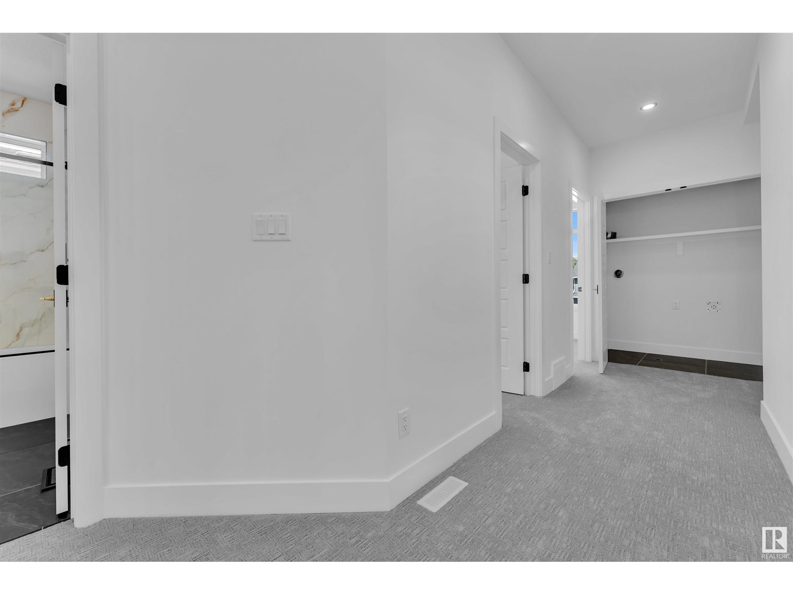 Photo 46 of 10976 138 St Nw, Edmonton AB