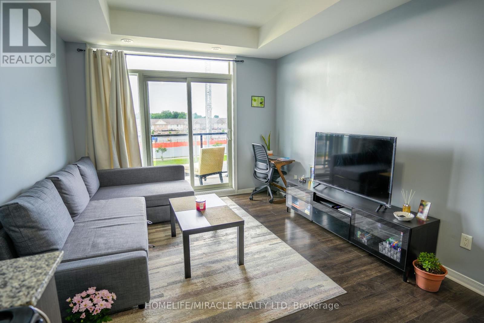 Photo 15 of 306 54 Sky Harbour Drive N, Brampton ON