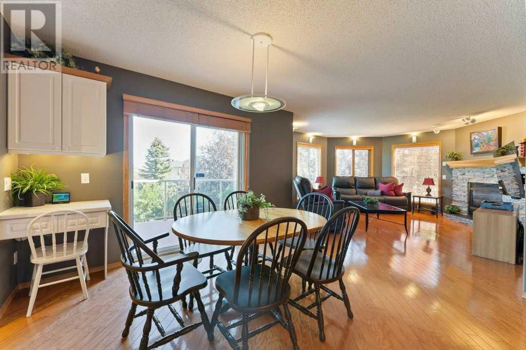 Single Family House for Sale in  Edgebrook Circle NW Edgemont Calgary 