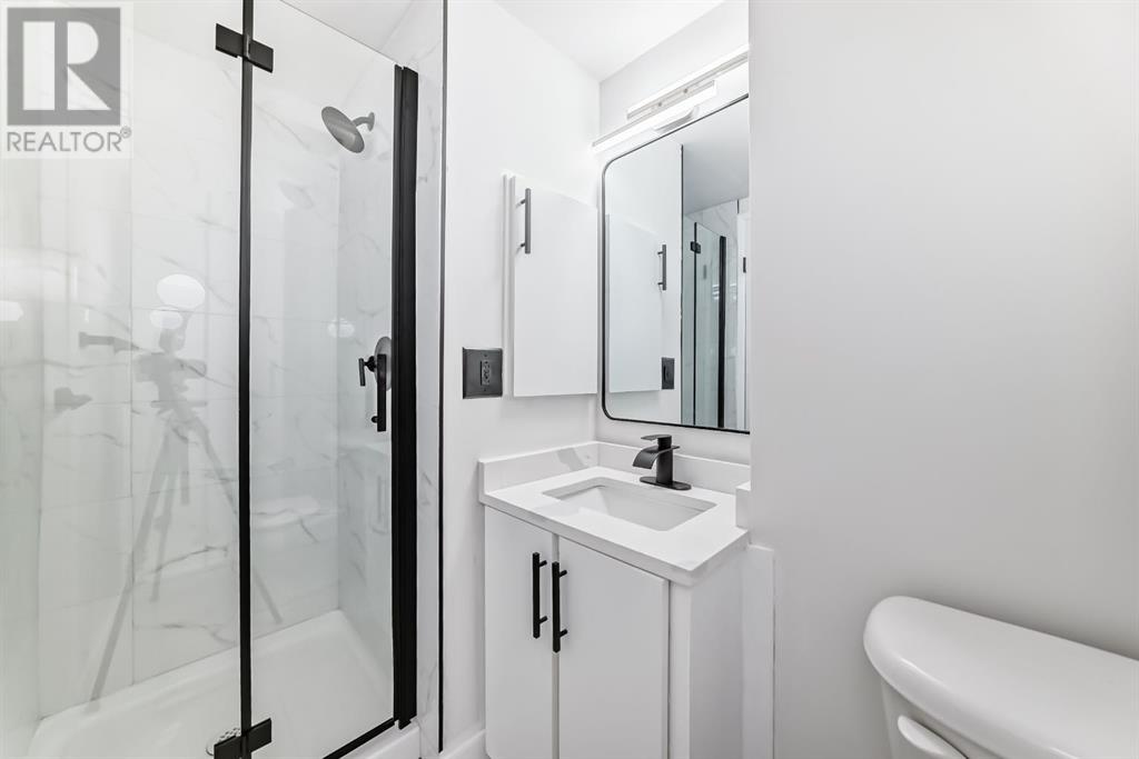 Single Family House 4 Level for Sale in  Bernard Place NW Beddington Heights Calgary 