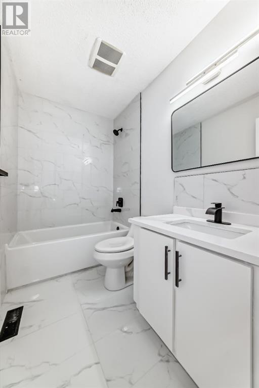 Single Family House 4 Level for Sale in  Bernard Place NW Beddington Heights Calgary 