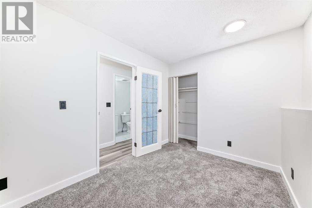 Single Family House 4 Level for Sale in  Bernard Place NW Beddington Heights Calgary 