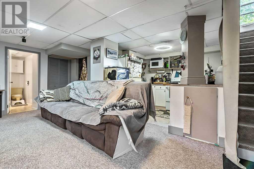 Single Family House Bungalow for Sale in   Avenue NW Montgomery Calgary 