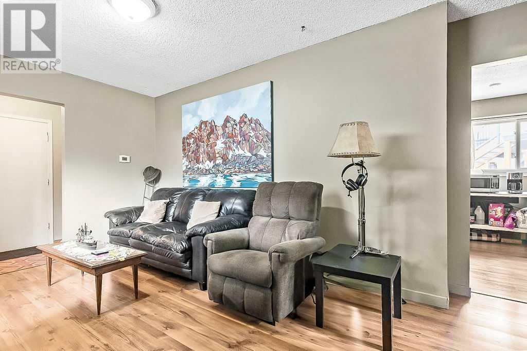 Single Family House Bungalow for Sale in   Avenue NW Montgomery Calgary 