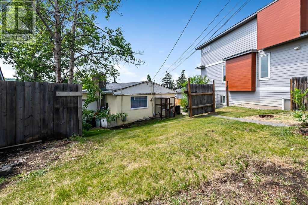 Single Family House Bungalow for Sale in   Avenue NW Montgomery Calgary 