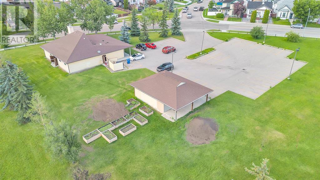 Single Family House for Sale in  Erin Meadow Close SE Erin Woods Calgary 