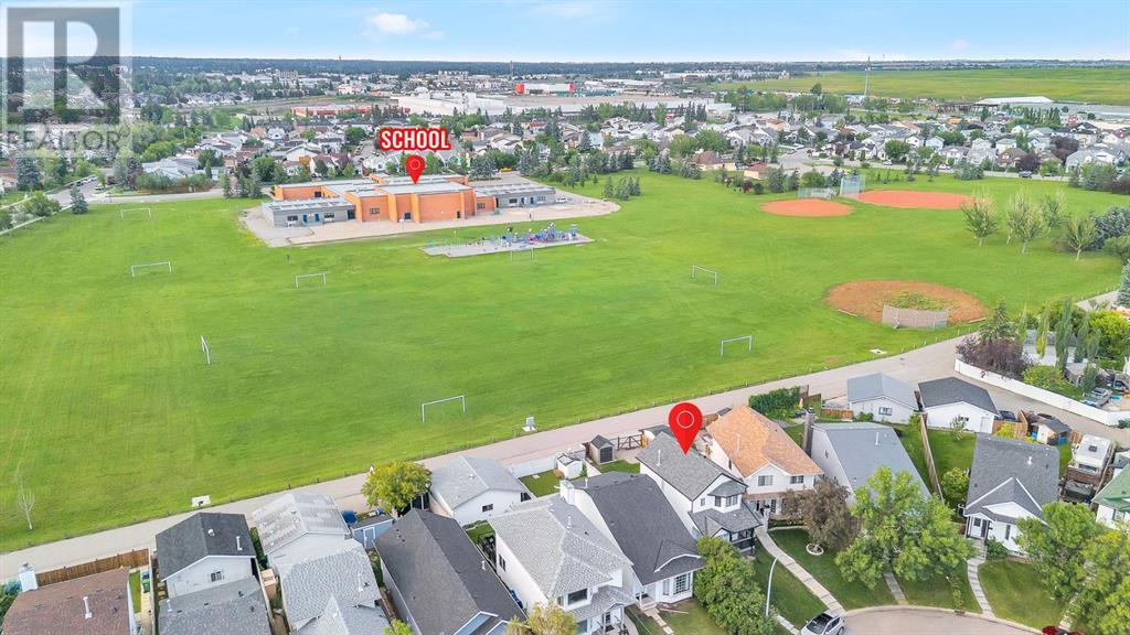 Single Family House for Sale in  Erin Meadow Close SE Erin Woods Calgary 