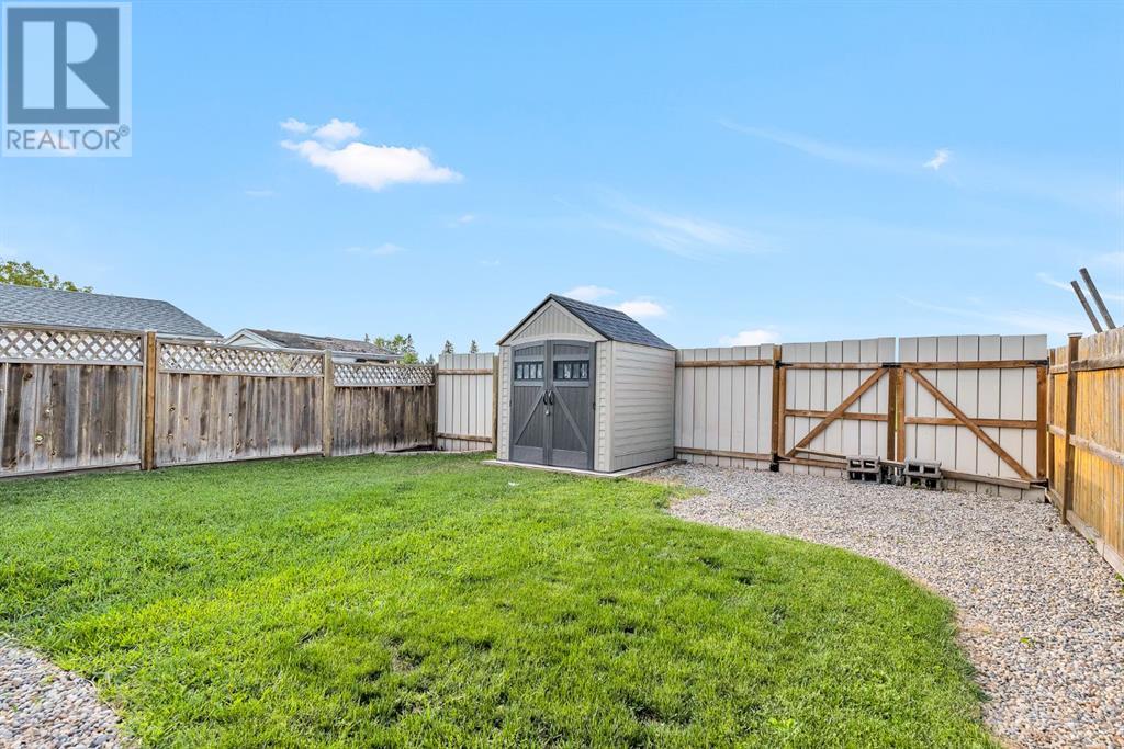 Single Family House for Sale in  Erin Meadow Close SE Erin Woods Calgary 