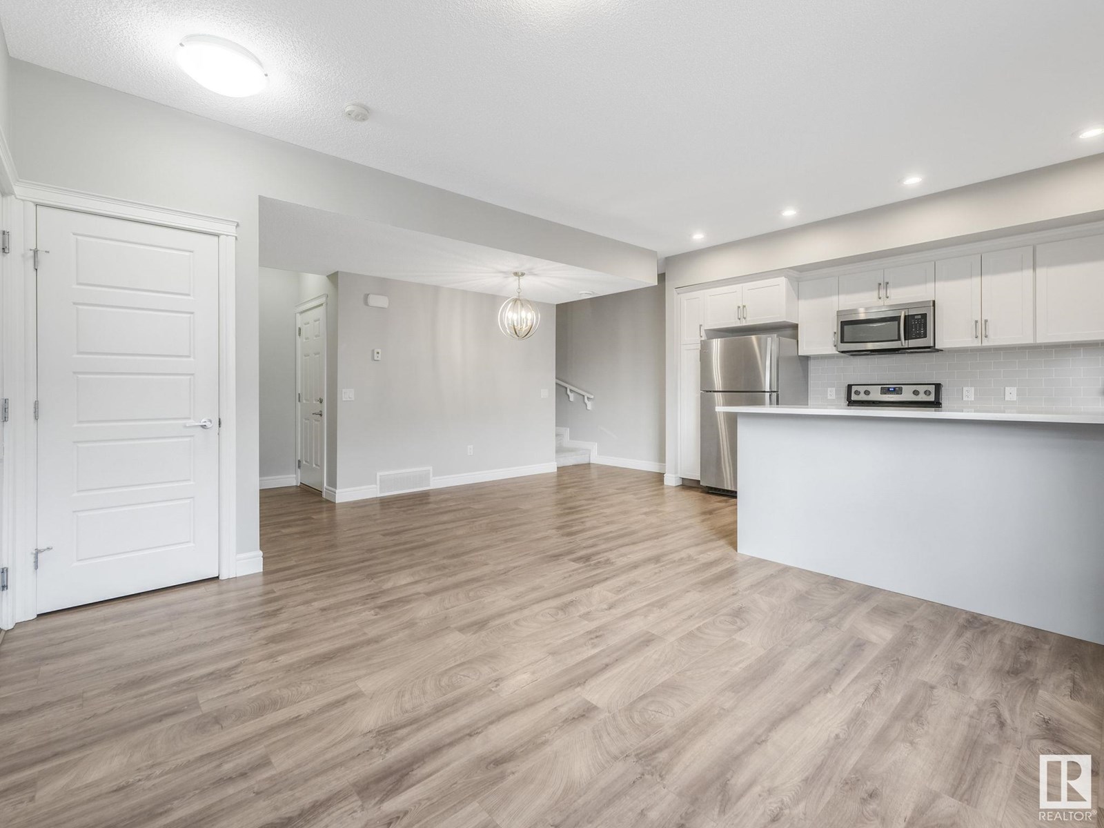 Photo 11 of 66 446 Allard Bv Sw, Edmonton AB