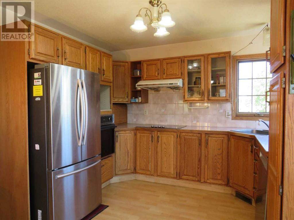 Single Family House for Sale in  La Valencia Gardens NE Monterey Park Calgary 