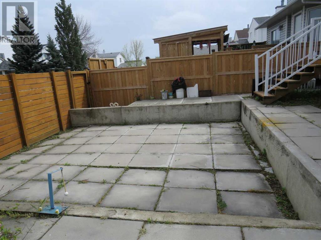 Single Family House for Sale in  La Valencia Gardens NE Monterey Park Calgary 