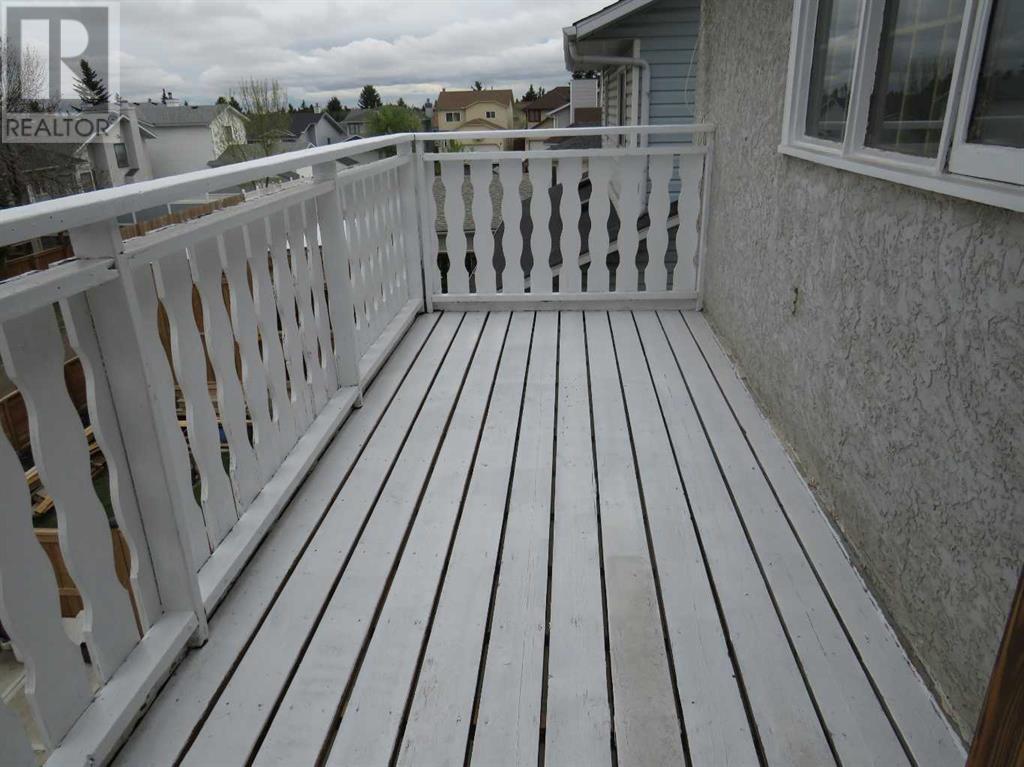 Single Family House for Sale in  La Valencia Gardens NE Monterey Park Calgary 