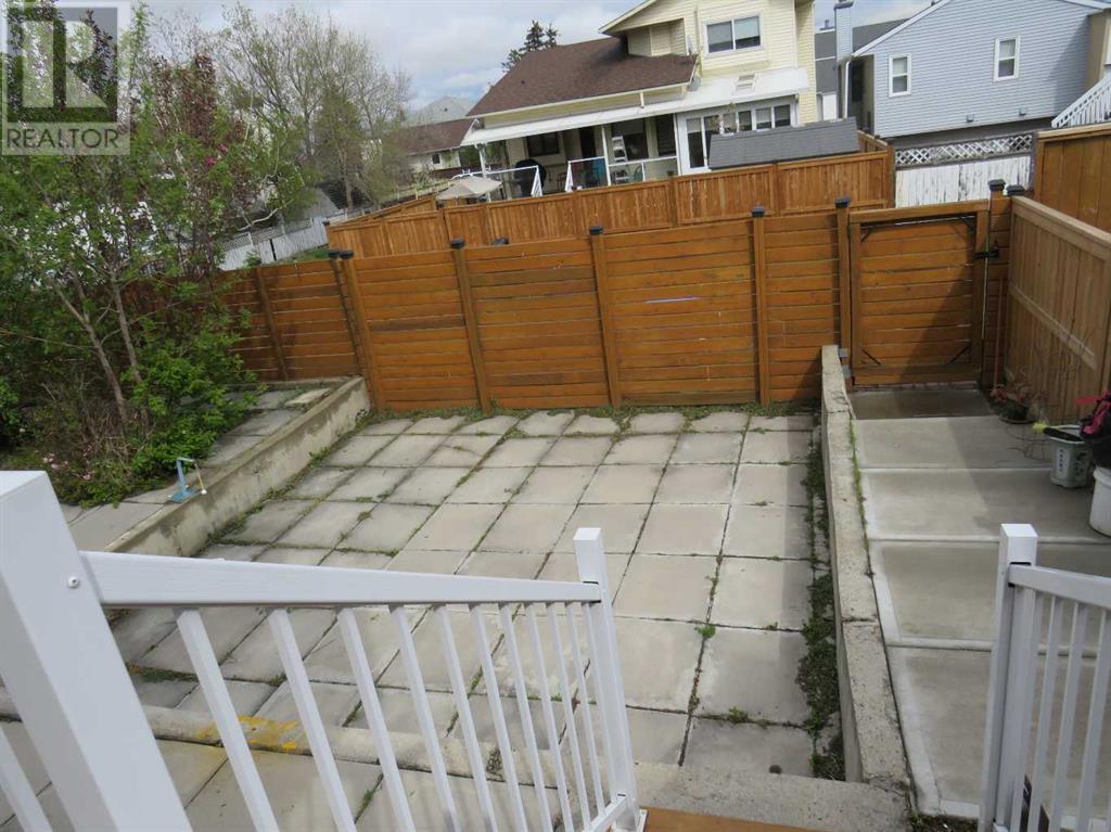 Single Family House for Sale in  La Valencia Gardens NE Monterey Park Calgary 