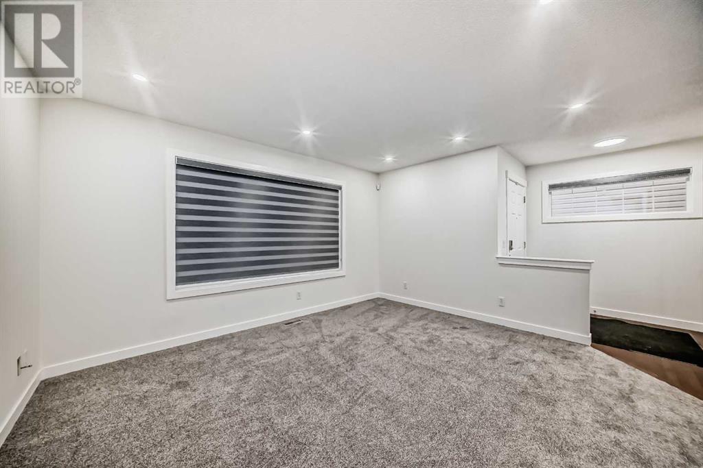 Single Family House for Sale in  Saddlebrook Way NE Saddle Ridge Calgary 