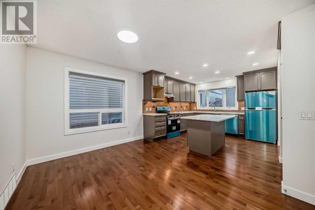 Single Family House for Sale in  Saddlebrook Way NE Saddle Ridge Calgary 