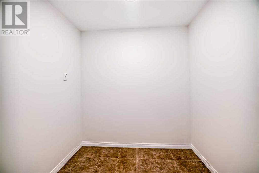 Single Family House for Sale in  Saddlebrook Way NE Saddle Ridge Calgary 