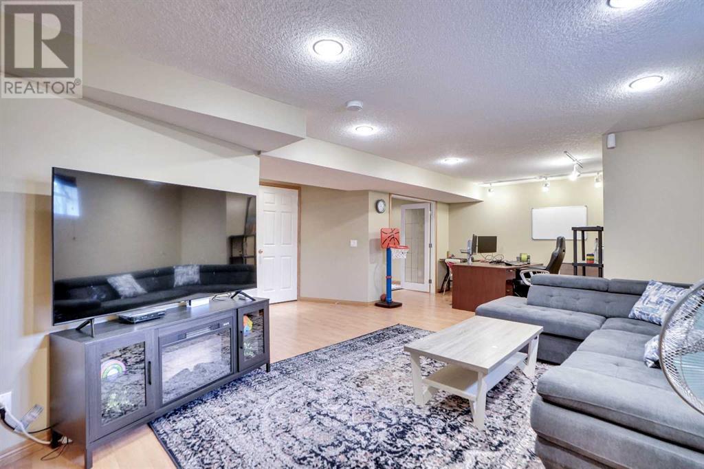 Single Family House Bungalow for Sale in  Christie Park Terrace SW Christie Park Calgary 
