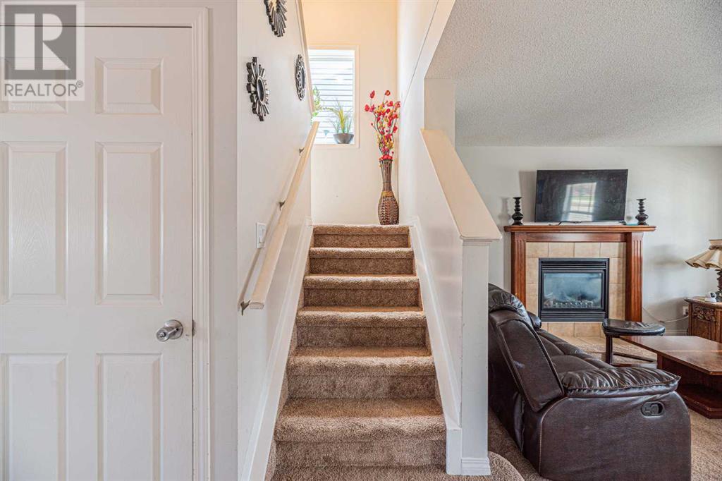 Single Family House for Sale in  Evansdale Way NW Evanston Calgary 