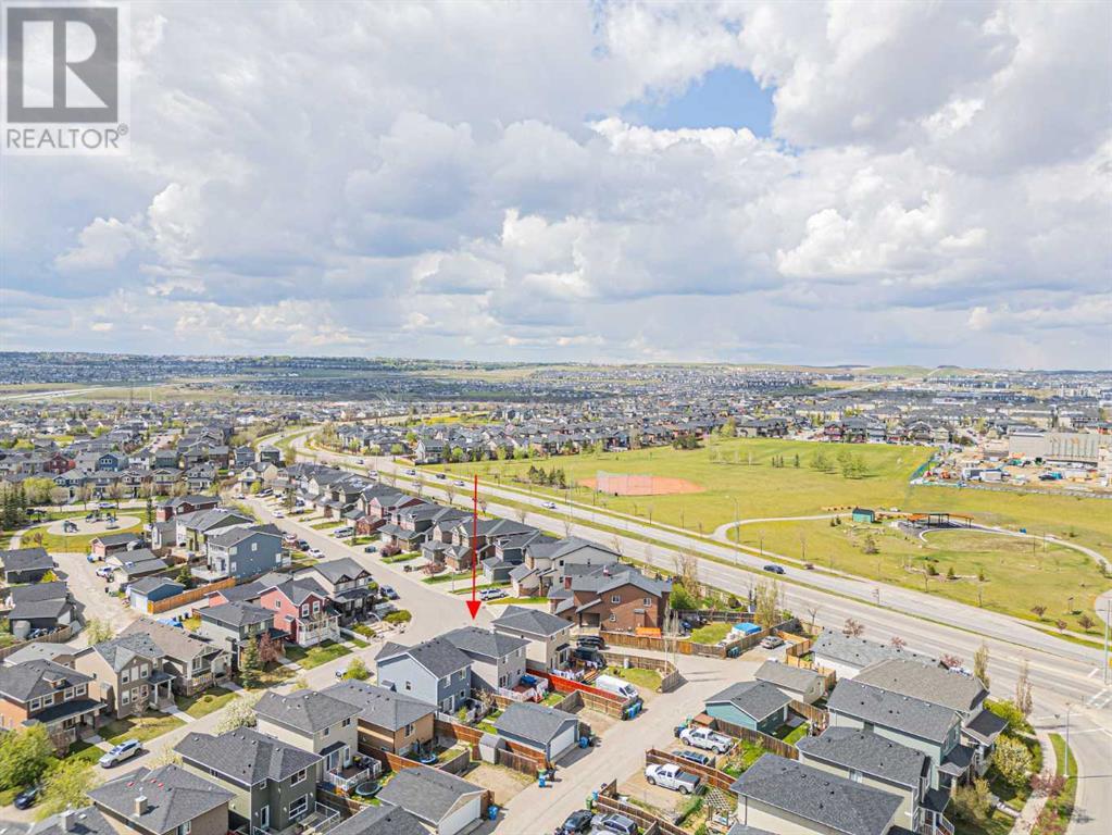 Single Family House for Sale in  Evansdale Way NW Evanston Calgary 