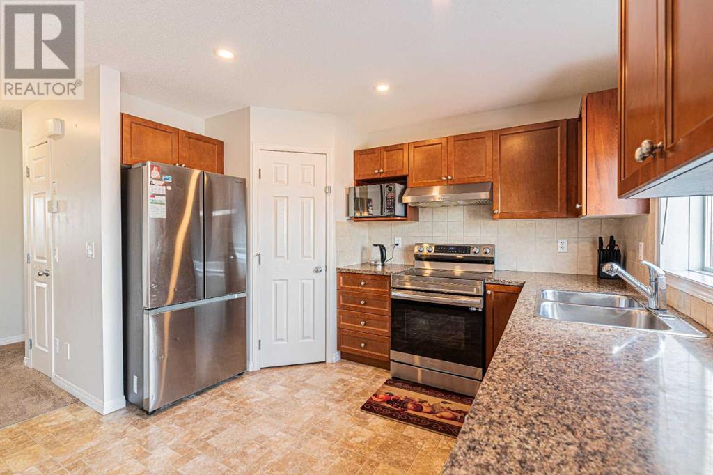 Single Family House for Sale in  Evansdale Way NW Evanston Calgary 